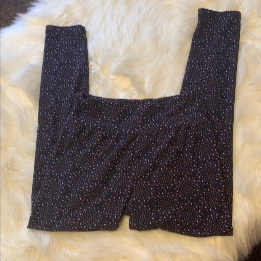 EUC One Size LuLaRoe Leggings D3